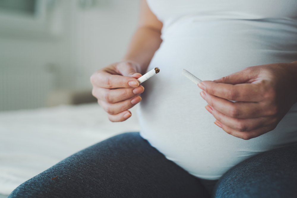 Εγκυμοσύνη: Πώς θα καταφέρετε να κόψετε το κάπνισμα