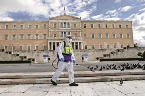 Κοροναϊός : Εντατικοποιούνται οι δράσεις καθαρισμού και απολύμανσης στο Δήμο Αθηναίων