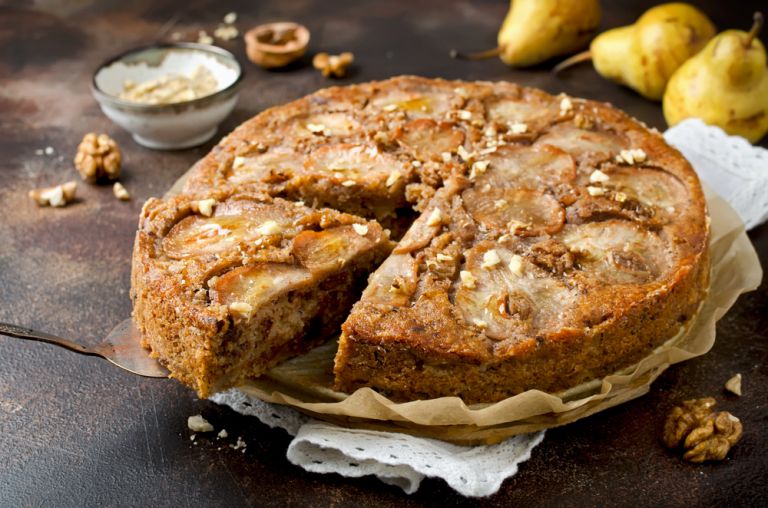 Κέικ αχλάδι με καρύδια | vita.gr