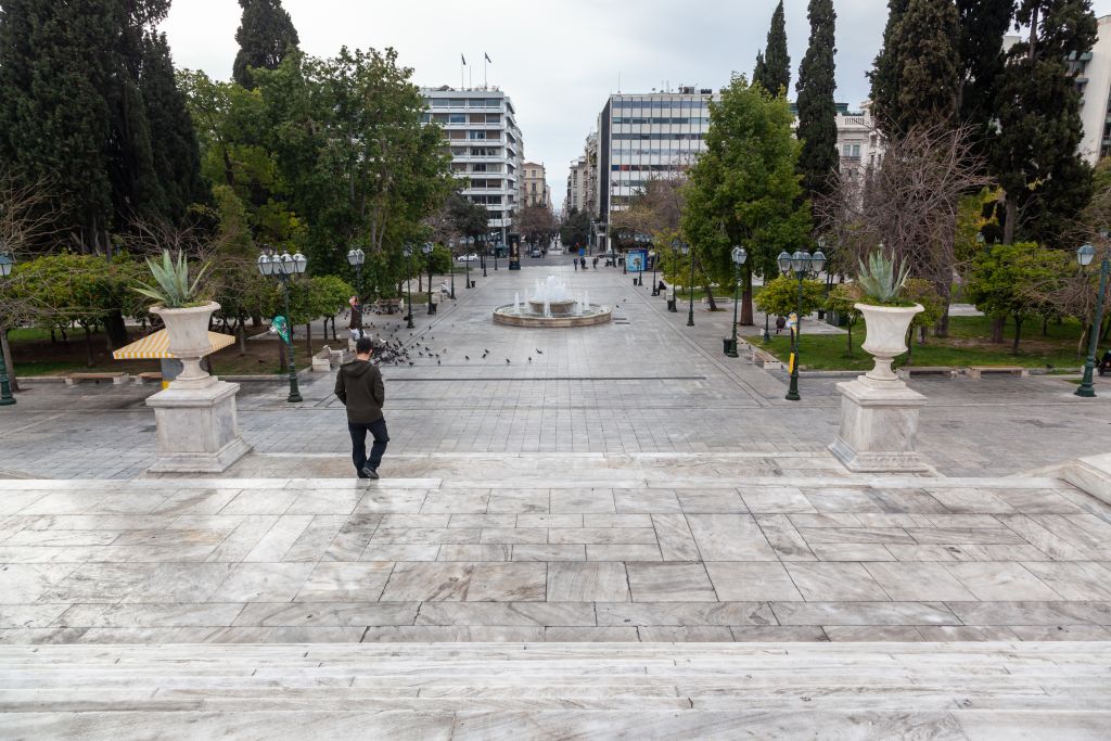 Ρεβεγιόν στο lockdown: Η κοινωνική φούσκα δεν είναι αρκετή- Έρχονται αυστηροί ελέγχοι