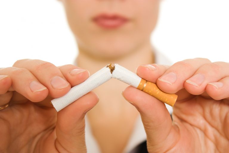 Νέα μελέτη: Όσοι ζουν σε γειτονιές με πράσινο κόβουν πιο εύκολα το κάπνισμα | vita.gr