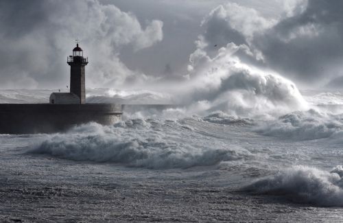 Έκτακτο δελτίο ΕΜΥ για επιδείνωση του καιρού: Έρχονται καταιγίδες και θυελλώδεις άνεμοι