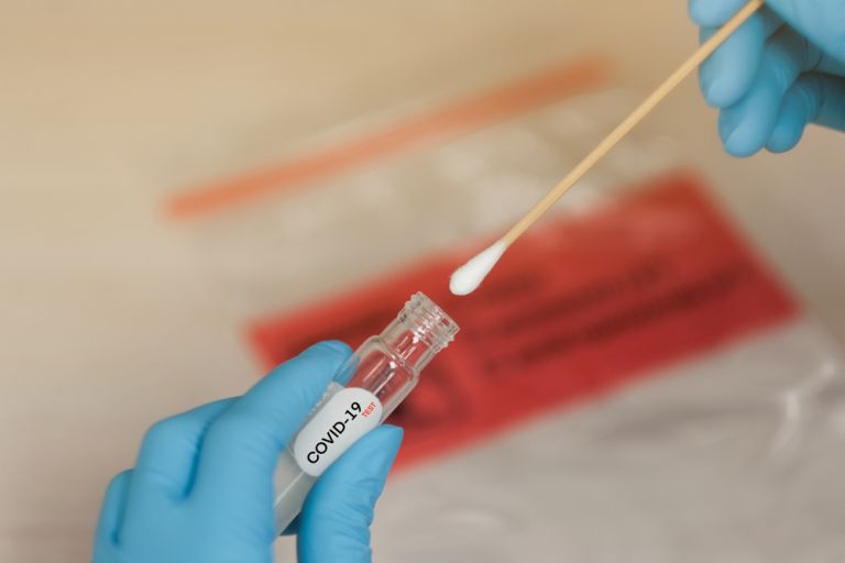 ΕΟΔΥ: Πού θα κάνετε σήμερα δωρεάν rapid test | vita.gr