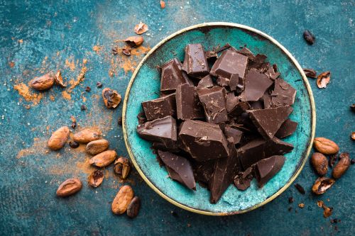 Οι λόγοι που λατρεύουμε την μαύρη σοκολάτα