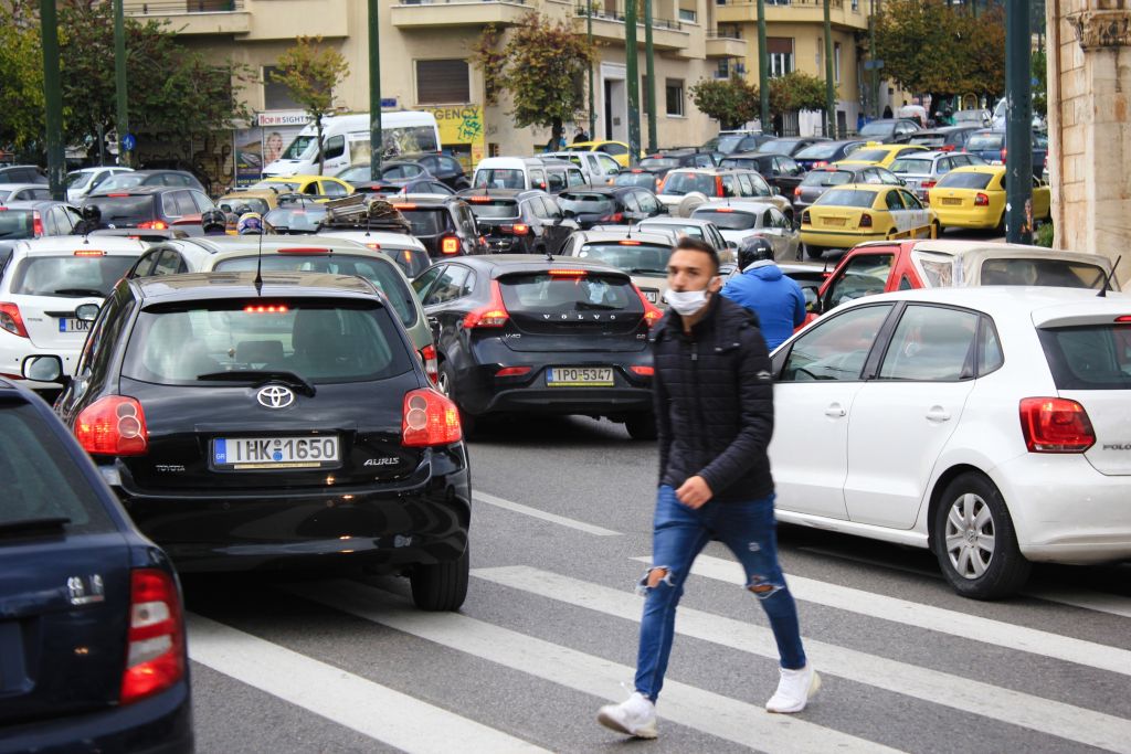 Βεβαιώσεις μετακίνησης: Τι θα ισχύσει από Δευτέρα