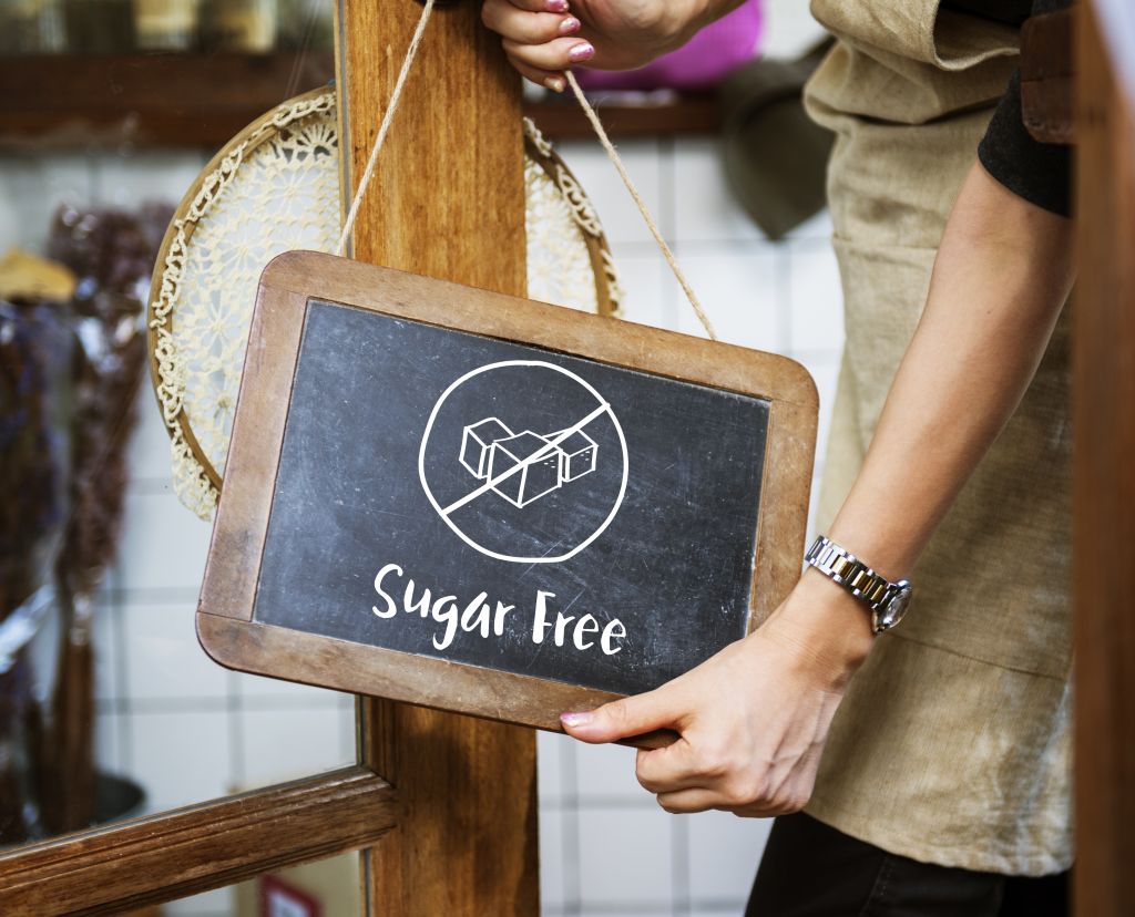 Ζάχαρη: Οι συμβουλές των ειδικών για να την μειώσετε