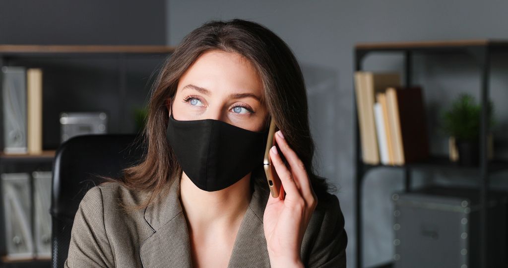 Covid-19: Η μάσκα δεν προστατεύει πλήρως - Τι άλλο χρειάζεστε