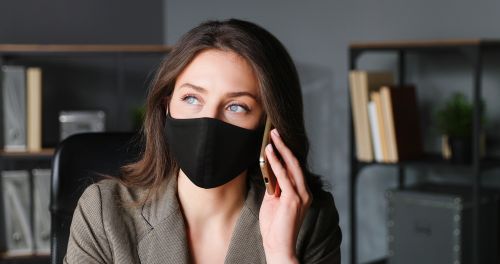 Covid-19: Η μάσκα δεν προστατεύει πλήρως – Τι άλλο χρειάζεστε
