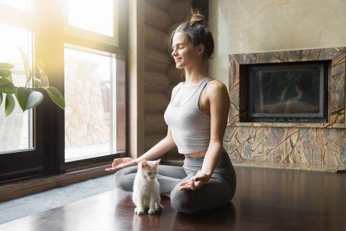 Yoga: Ασκήσεις stretching για να απελευθερώσετε την ένταση