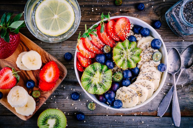 Υγιεινό πρωινό: Ποια φρούτα να επιλέξετε για έξτρα ενέργεια | vita.gr