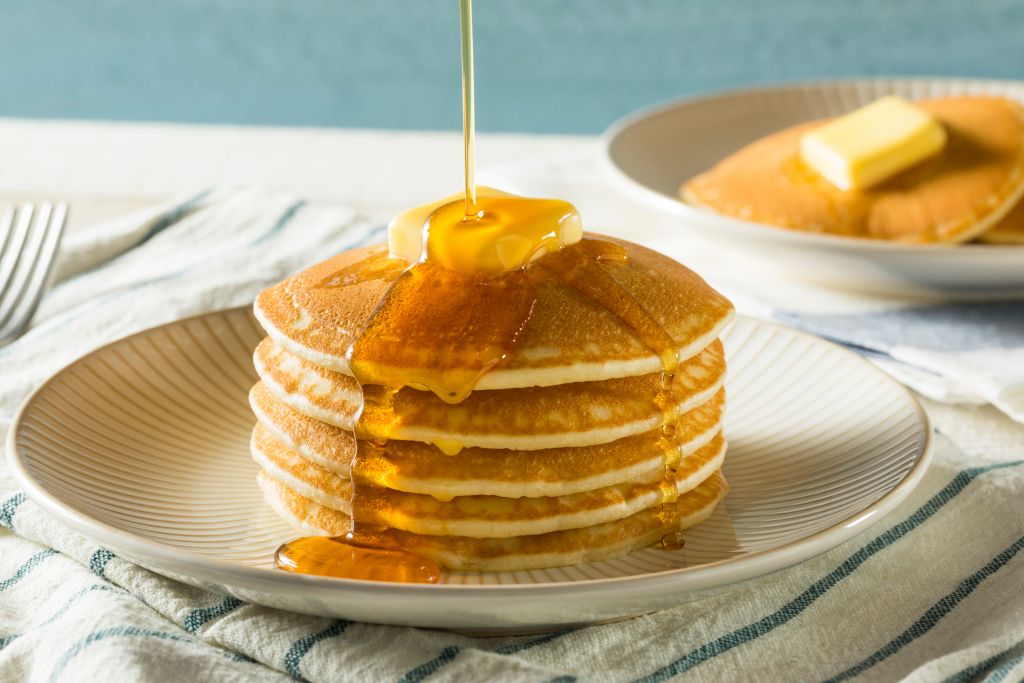 Super πρωινό με pancakes βρώμης