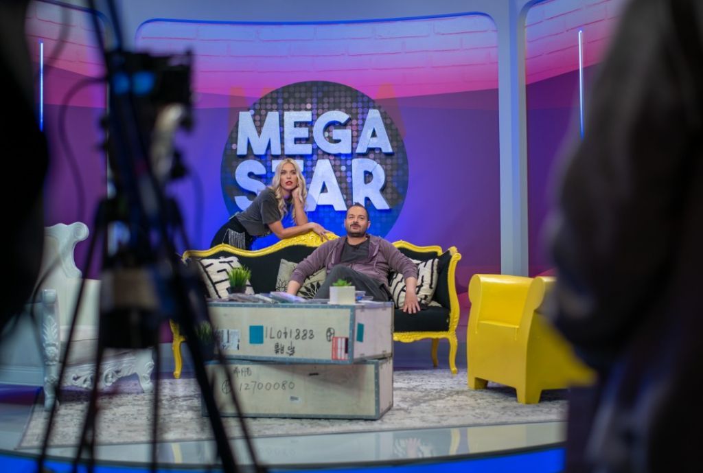 «MEGA STAR» με τη Μαντώ Γαστεράτου και τον Αντώνη Δημητριάδη – Καλεσμένος ο Βαλάντης