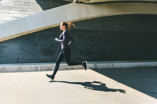 Fitness: Πώς θα τρέχετε περισσότερο χωρίς να κουράζεστε