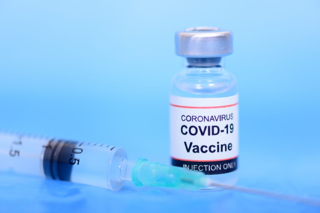 Covid-19: Πόσο πιθανή είναι η λοίμωξη μετά την δεύτερη δόση