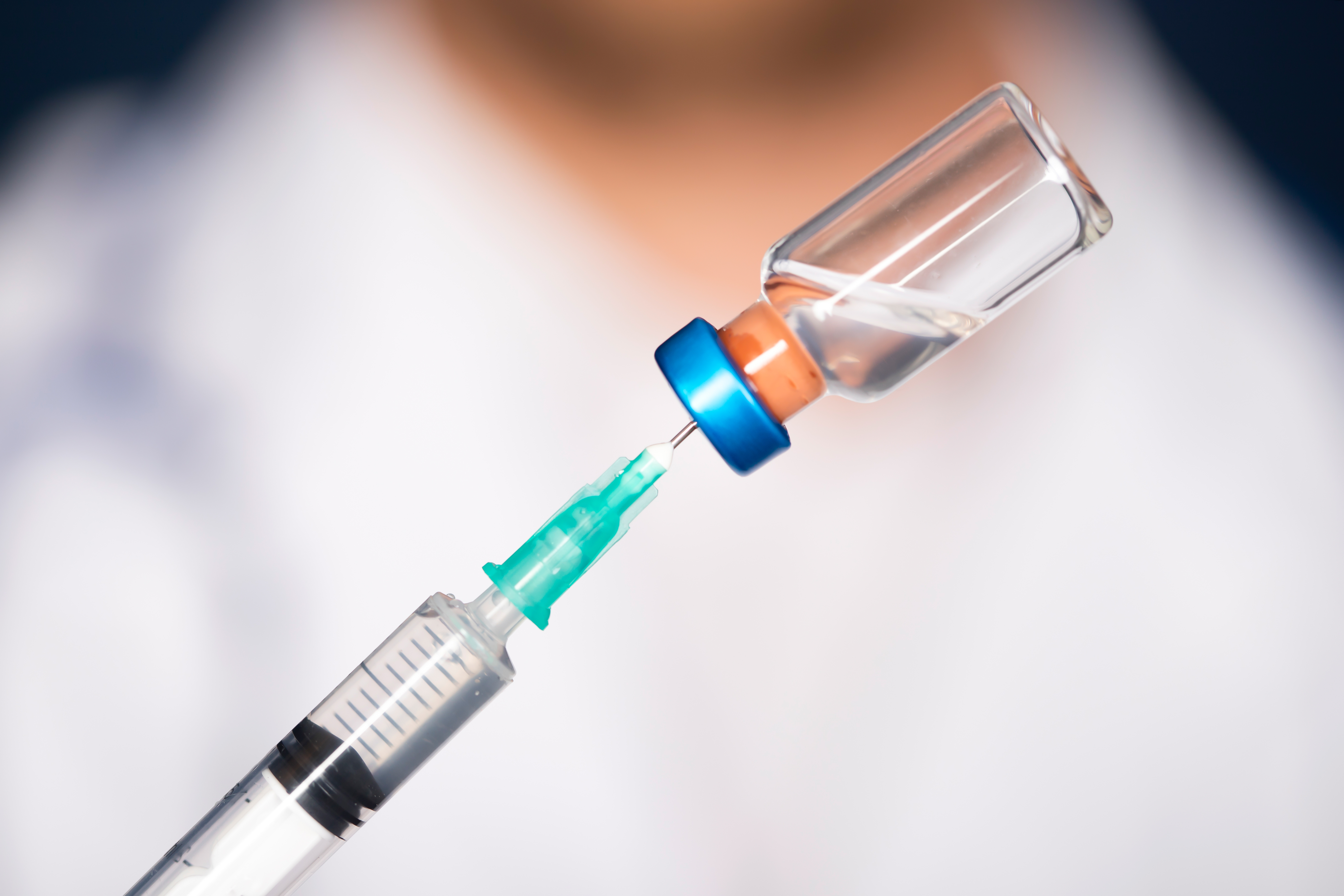 Εμβόλια κοροναϊού: Λειτουργούν καλύτερα όταν παρουσιάζονται παρενέργειες;