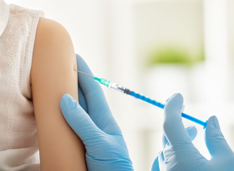 Γιατί η εμβολιαστική κάλυψη πέφτει στα παιδιά εν μέσω πανδημίας | vita.gr