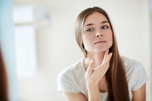 Skincare – Οι μύθοι για τις ενυδατικές κρέμες που δεν πρέπει να πιστεύετε