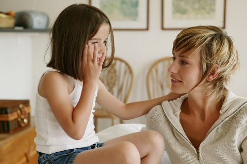 Πώς θα μάθετε στο παιδί να διαχειρίζεται τα συναισθήματά του