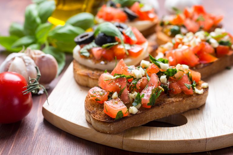 Φάτε μεσογειακά και καταπολεμήστε το Αλτσχάιμερ | vita.gr