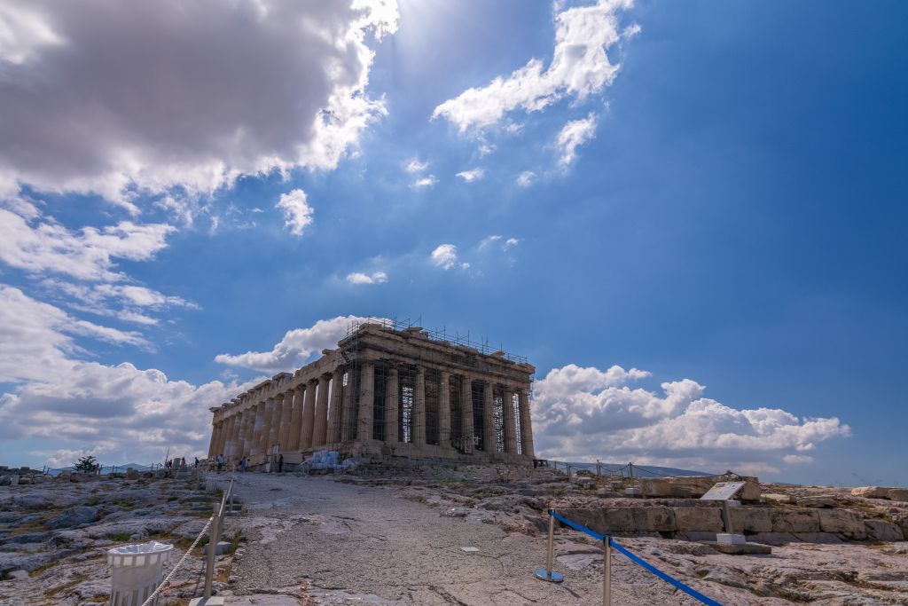 Αίθριος ο καιρός με τοπικές νεφώσεις