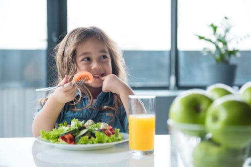 Πώς θα μάθουμε στο παιδί να κάνει υγιεινές διατροφικές επιλογές