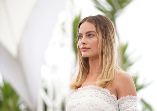 No make up make up: Αντιγράψτε το look της Margot Robbie