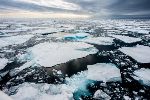 Κλιματική αλλαγή: Το λιώσιμο των πάγων μπορεί να επανεμφανίσει ιούς
