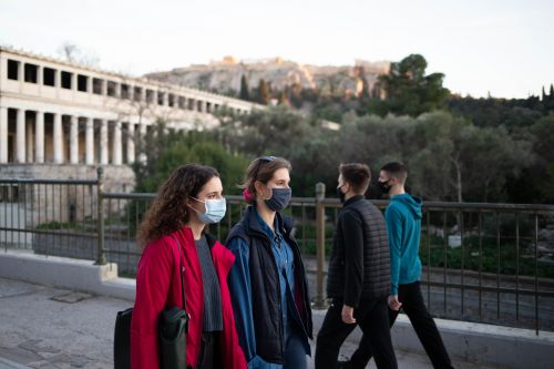 Κορωνοϊός: Ιδιαίτερα μεταδοτική η “Κράκεν” – Όλοι κινδυνεύουν να κολλήσουν