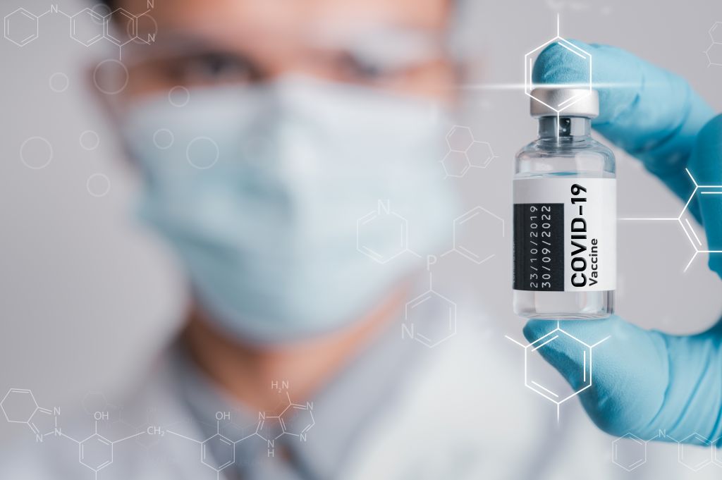 Κορωνοϊός: «Έρχονται» τα επικαιροποιημένα εμβόλια κατά της Όμικρον