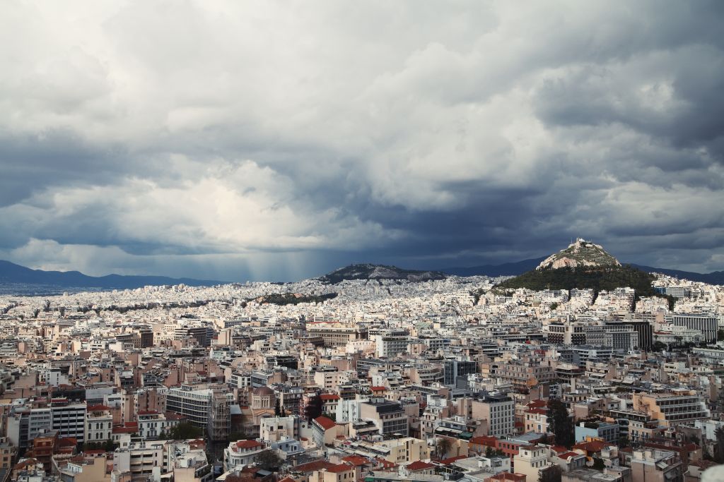 Καιρός - Τοπικές βροχές και μικρή πτώση της θερμοκρασίας