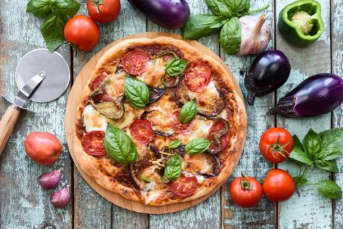 4+1 tips για να κάνουμε την πίτσα μας πιο υγιεινή