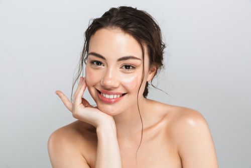 Beauty tips για αψεγάδιαστη επιδερμίδα παρά τη ζέστη