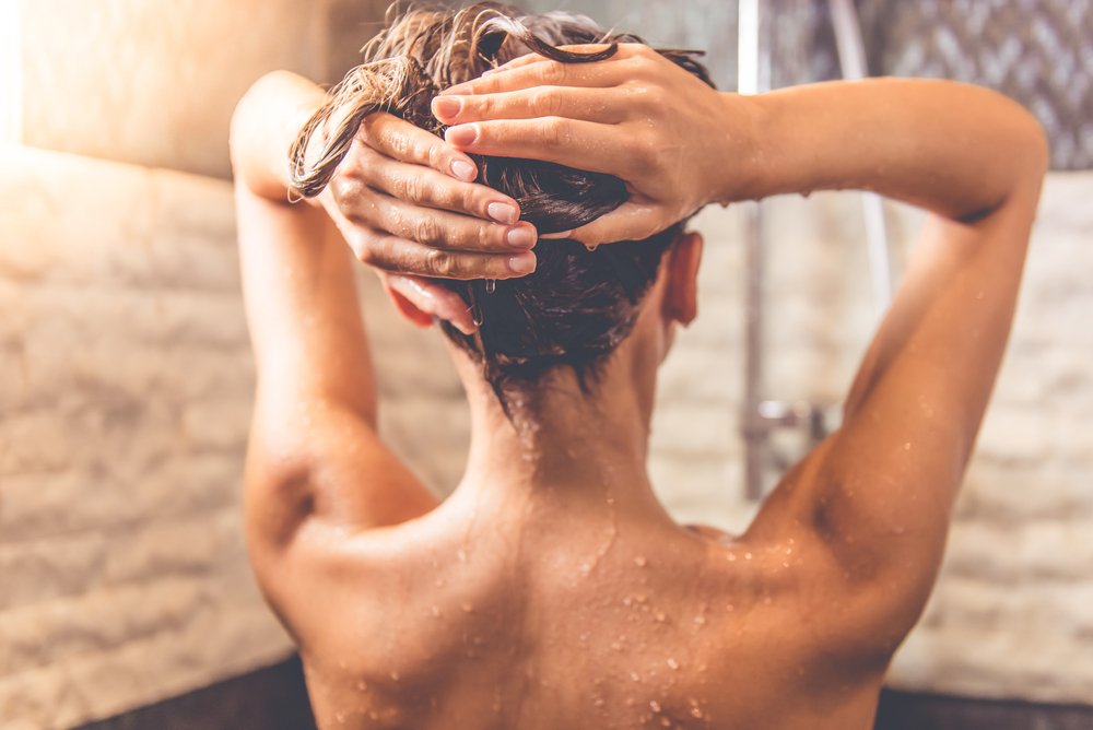 6 λάθη υγιεινής που κάνουμε συχνά στο μπάνιο