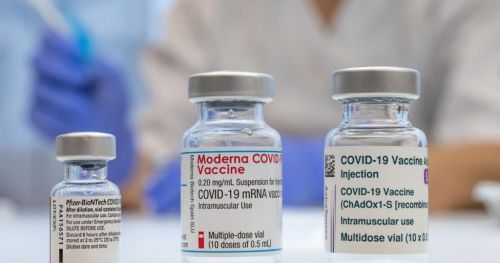 Moderna – Ετοιμάζει εμβόλιο με τη μισή ποσότητα mRNA