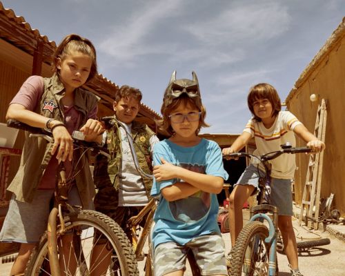 Κομάντα και Δράκοι – Επιστρέφει με ωριαία ταινία-«ταξίδι» στα παιδικά μας χρόνια