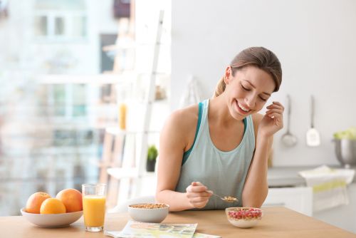 5 διατροφικές συνήθειες που επιβραδύνουν τον μεταβολισμό σας