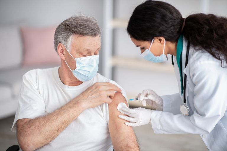 Γκάγκα – «Μάχη» ενημέρωσης για να αυξηθούν οι εμβολιασμοί | vita.gr