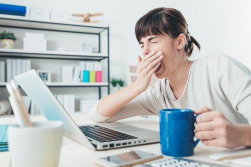 Υπνηλία μέσα στην ημέρα; Έτσι θα την καταπολεμήσετε