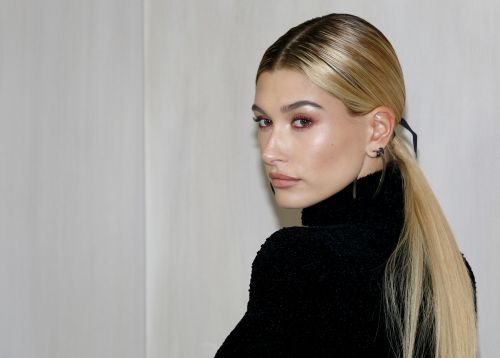 Hailey Bieber: H skincare ρουτίνα της