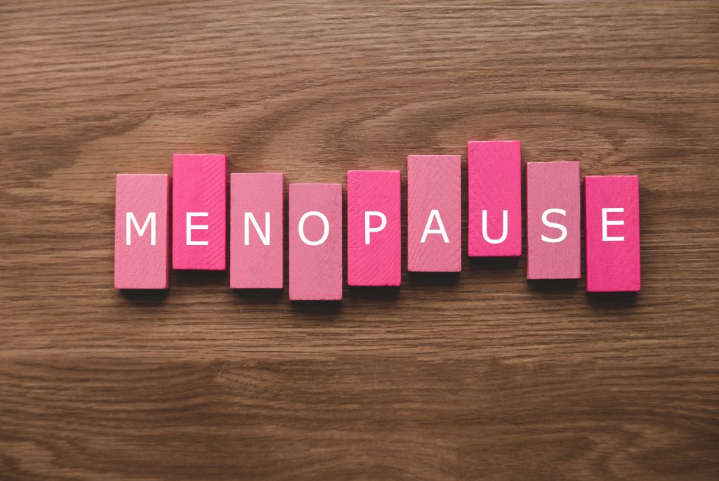 5 μύθοι για την εμμηνόπαυση που δεν πρέπει να πιστεύετε