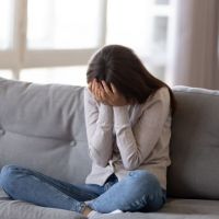 Πώς μπορεί να αντιμετωπιστεί μια κρίση πανικού;