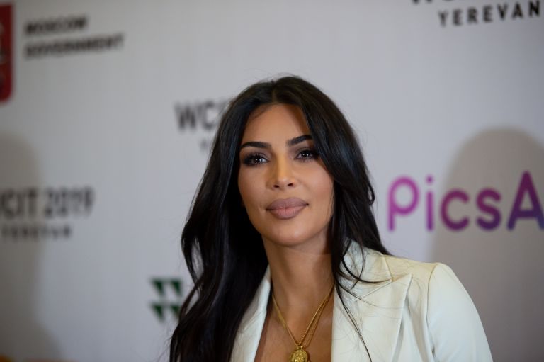 Φυσικό μακιγιάζ σαν της Kim Kardashian | vita.gr