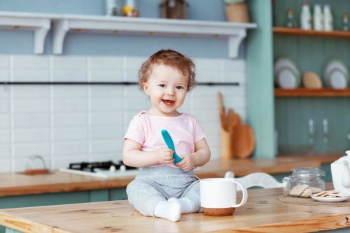 Μπορεί να χρησιμοποιήσει κουτάλι το παιδί; Πώς θα το καταλάβετε