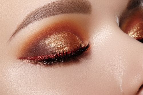 Eye make up – Κόκκινο cut crease για τα Χριστούγεννα