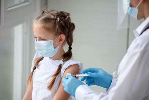 Εμβόλιο κορωνοϊού – Πώς θα κλείσετε ραντεβού στο παιδί σας