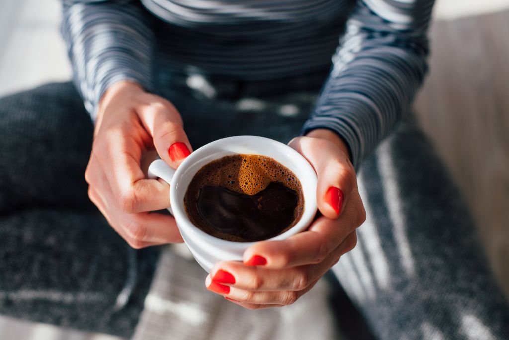 Καφές VS πράσινου τσαγιού: Τι είναι καλύτερο για την υγεία;