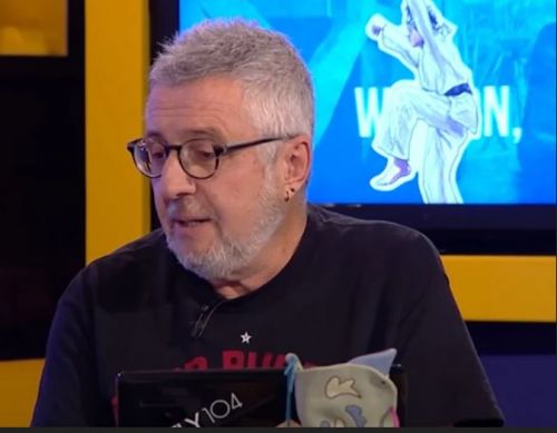 Στάθης Παναγιωτόπουλος – Δεν διέγραψε τα προφίλ του στις «ροζ» ιστοσελίδες