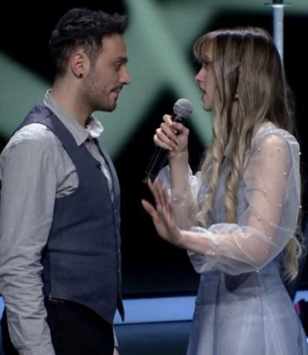 X-Factor: Το ερωτευμένο ζευγάρι «έλιωσε» και το «Πάμε Δανάη»