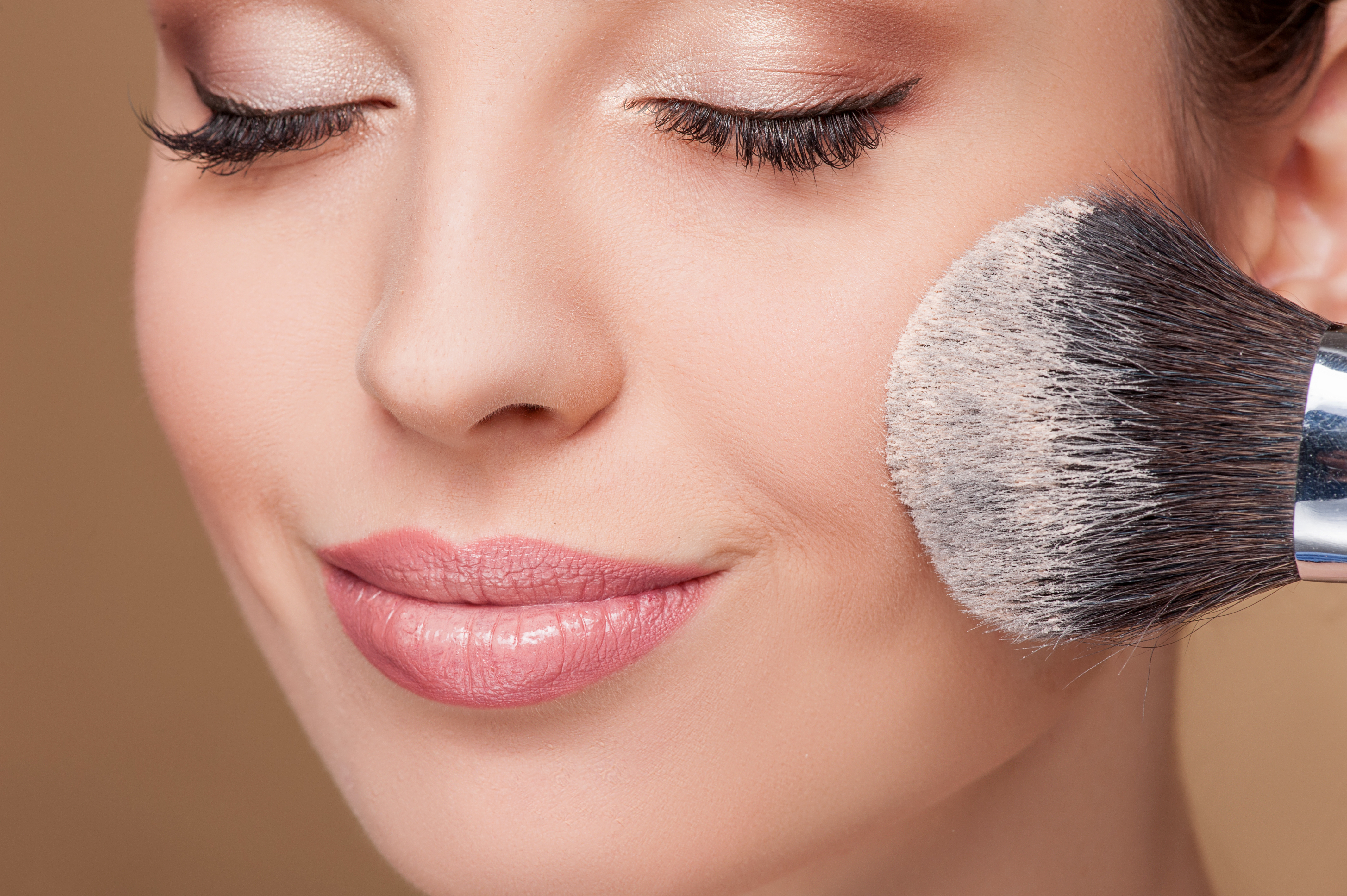 Wake up make-up: Φυσικό μακιγιάζ χωρίς κόπο