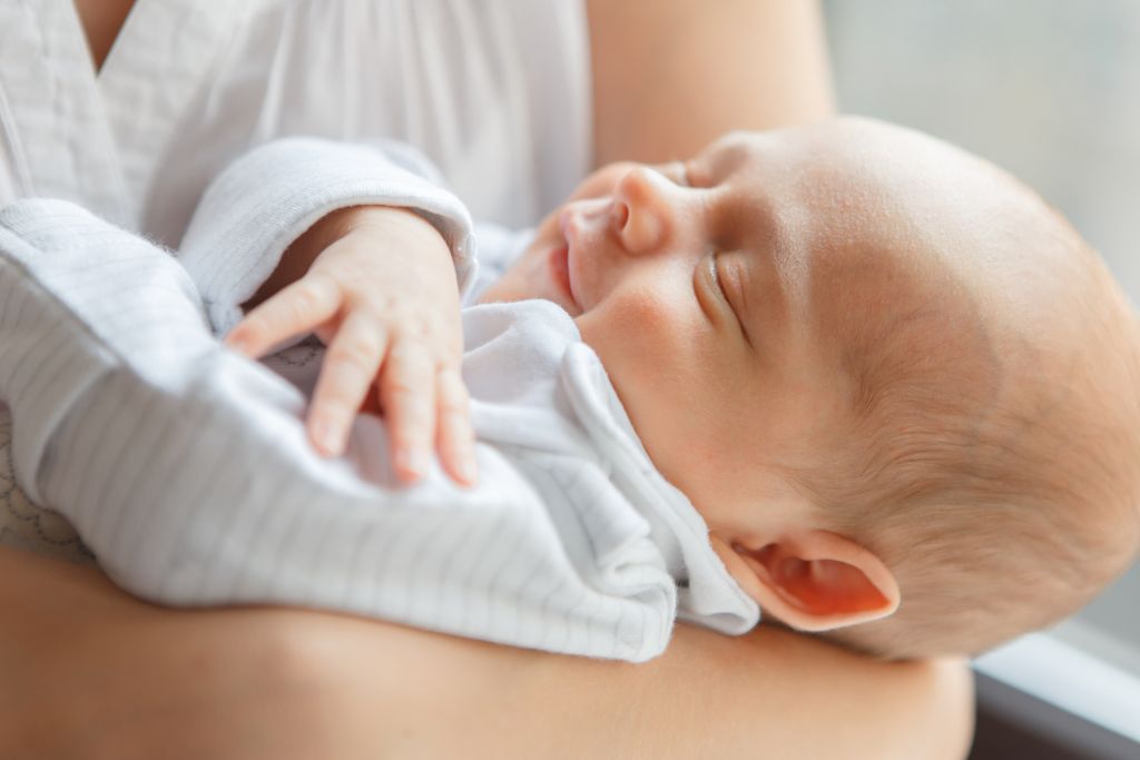 Πώς θα κοιμηθεί το μωρό συνεχόμενα;